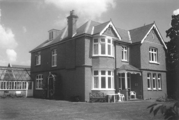 Oak Lodge